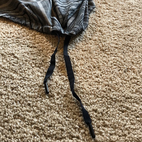 NWT Fabletics Top - Picture 3 of 5